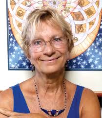 Francine Hart's Instagram, Twitter & Facebook