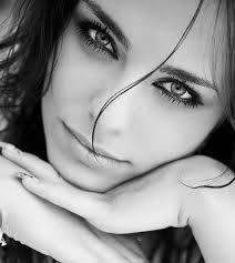 Pin Von Cristy Hernandez Auf Portrait Photography Gesicht Schonheit Portrat Ideen Fotografie Frauen