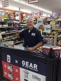 Woodmans Food Market On Twitter Ron Kittle Is Here And He S Autographing Come In Today Till 5pm At North Aurora Woodman S Inside The Liquor Store