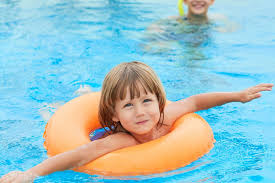 Mutuelle Just Piscine Et Enfant Attention Aux Risques De Noyade