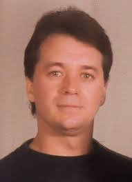 Shari Riddle's Instagram, Twitter & Facebook