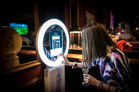 Digital Ring Light The Marketing Tool For The Digital And Social Age Social Jungle