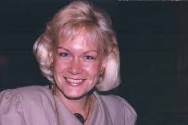 Donna Tieman's Instagram, Twitter & Facebook