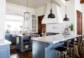 The Blue Cabinet Paint Color Is Benjamin Moore Hc 145 Van Courtland Blue Farmhouse Kitchen Design Kitchen Design Kitchen Inspirations
