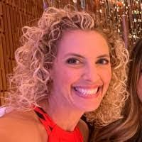 Tara Weitzel's Instagram, Twitter & Facebook