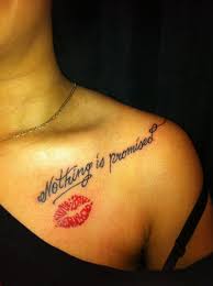 Sleutelbeen Kus Tattoo Amuleto Design Tattoo Piercing Studio Quote Tattoos Girls Girly Tattoos Kiss Tattoos