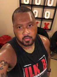 Sweaty Monday workout motivation with Peak Week