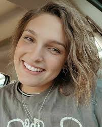 Emily Ammon's Instagram, Twitter & Facebook