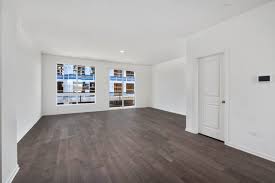 Laminate flooring is a completely synthetic flooring option that comes in a variety of effects and finishes. For Sale 1284 Quadrant Lane Schaumburg Il 60173 3 Beds 2 Full Baths 2 Half Baths 462640