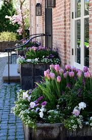 Spring Bulb Gardens To Soothe Your Soul Town Country Living Spring Bulbs Garden Garden Bulbs Spring Bulbs