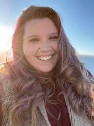 Ellie Mccann's Instagram, Twitter & Facebook