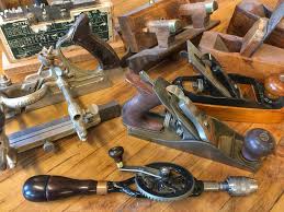 20 Essential Woodworking Hand Tools List All Woodworkers Must Have If You Re Into Tradition Woodworking Hand Tools Woodworking Tools Antique Woodworking Tools