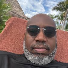 Good condition overall. Just a few spots of minor wear (see photo). MPU in  Frederick.