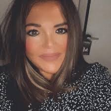 Stacie Mullen's Instagram, Twitter & Facebook