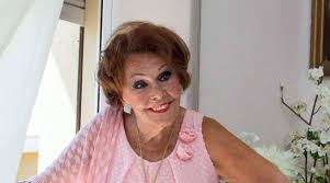La vez que paquita la del barrio le cantó a ricardo arjona. Paquita Rico Quiero Con Locura A Isabel Pantoja