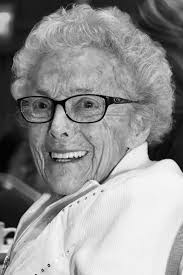 Thirty new nurses celebrate their new career at Gillette College