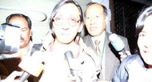 Intervienen a tres artistas