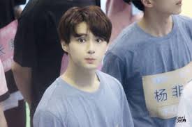 Pin By Moonlight Illuminati On Seventeen Jun Seventeen Kpop Seventeen Junhui Seventeen