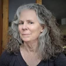 Janis Taylor's Instagram, Twitter & Facebook