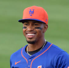 Mets win at Yankees stadium today