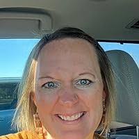 Mindy Strunk's Instagram, Twitter & Facebook