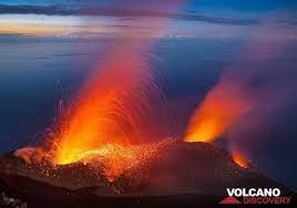 A highlight of your hawaii vacation here is a drive through volcanoes national park. Neues Zu Vulkanausbruchen Und Aktiven Vulkanen Weltweit 1 29 Jul 2021 Volcanodiscovery