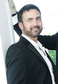 Marion Avery's Instagram, Twitter & Facebook