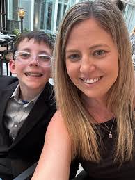 Regina Kuhn's Instagram, Twitter & Facebook