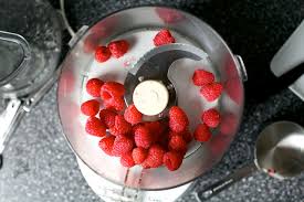 Considering the fact i do not own a good juicer like vitamix but rather an old good friend magic bullet i quickly came up with a recipe for a healthy green. Pink Lemonade Bars Smitten Kitchen