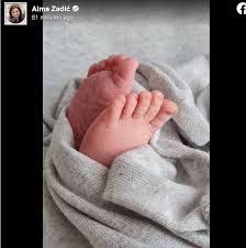 Wir arbeiten an der seite und gehen online, sobald sie wieder fertig ist. Am Dreikonigstag Ministerin Alma Zadic Wurde Mama Eines Gesunden Buben