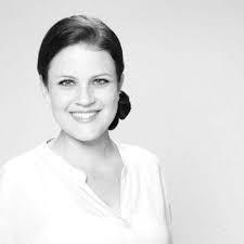 She was born in 1970s, in generation x. Petra Mlynkova Standortleitung Heyminga Touren Gmbh Co Kg Xing