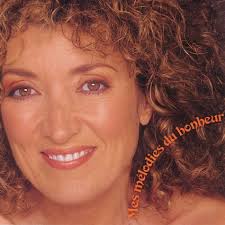 Michele Desrosiers's Instagram, Twitter & Facebook