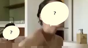 Cô con gái thứ hai của ông sơn. Dmq7f4m54 Kk M