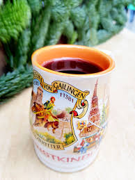Feel free to add a cinnamon stick, honey or orange slice to enhance the flavor. Vegan Auf Dem Nurnberger Christkindlesmarkt