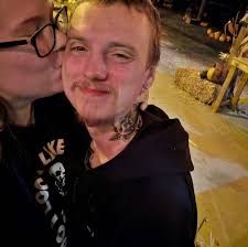 UPDATED to include dudes identity- TROY DUPAGE PSA: this weirdo was at the  water park walking around with his shirt off at first, then started making  perverted comments towards little kids, parents