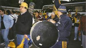 E l debut de boca juniors con victoria 3 a 1 ante olimpo de bahía blanca, a pura euforia, no alcanzó para tapar algunas internas sobre la eterna rivalidad que ya es costumbre en la barra del xeneize. El Gitano Lancry Lider De La 12 Desde La Epoca De El Abuelo Es Uno De Los Detenidos El Jueves En La Bombonera Explicito