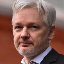 Wikileaks founder julian assange appears at the old bailey this morning for his us extradition hearing. Alle Infos News Zu Julian Assange Rtl De Rtl De