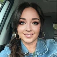 Chelsea Merritt's Instagram, Twitter & Facebook