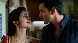 Bollywood türü filmimizin konusu, aşkı için aşkından vazgeçen bir adamın hikayesi. Sanam Teri Kasam Watch Mawra Is Insulted Time And Again Now Eros Now