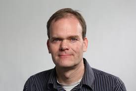 Advantage vs. disadvantage