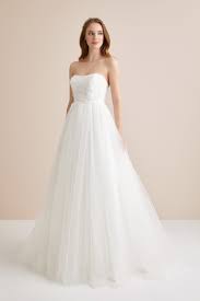 Duz Sade Gelinlik Modelleri Tum Dugun Konseptlerine Hitap Ediyor Dantelli Sade Gelinlik Onerileri Ve Aksesuar Alternatifleri Oleg Ca The Dress Gelinlik Dugun