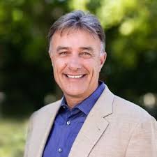 Andre de Winter, Real Estate Agent