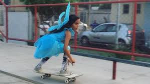 Check spelling or type a new query. Rayssa Leal A Fadinha Do Skate Esta Ganhando A Internet Istoe Independente