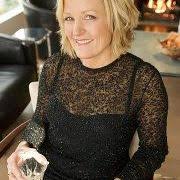 Julia Dodd (juliadodd)