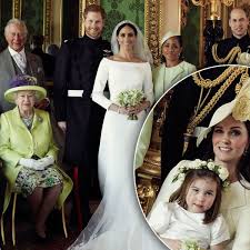 The trooper at kate middleton and prince william's wedding remained calm during the unexpected episode. Kate Middleton S Grim Smile For Meghan Markle Wedding Portrait