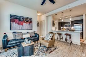 Short Term Rentals in Addison TX