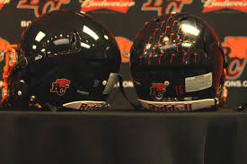 As such, they are the oldest professional sports franchise in the city of vancouver and in the province of br. Bc Amateur Football Teams To Sport Bc Lions Helmet Decal Bc Lions
