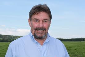 Jim Macgregor's Instagram, Twitter & Facebook