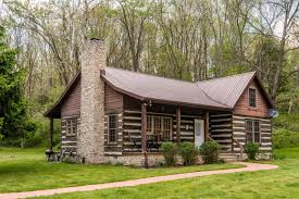 Fall, summer, spring, winter vacation cabin. Serendipity Park Log Cabin Brown County Log Cabins