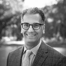 Ross Zuckerman's Instagram, Twitter & Facebook